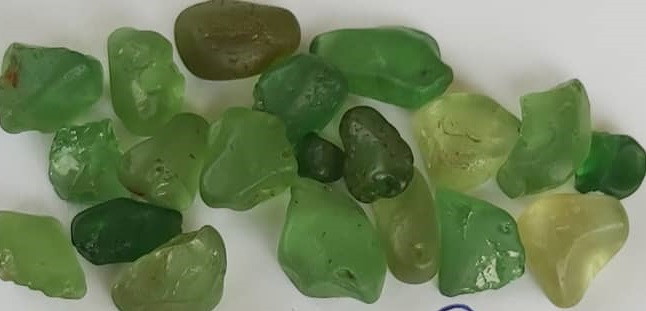 Green garnet precious stones for sale and export