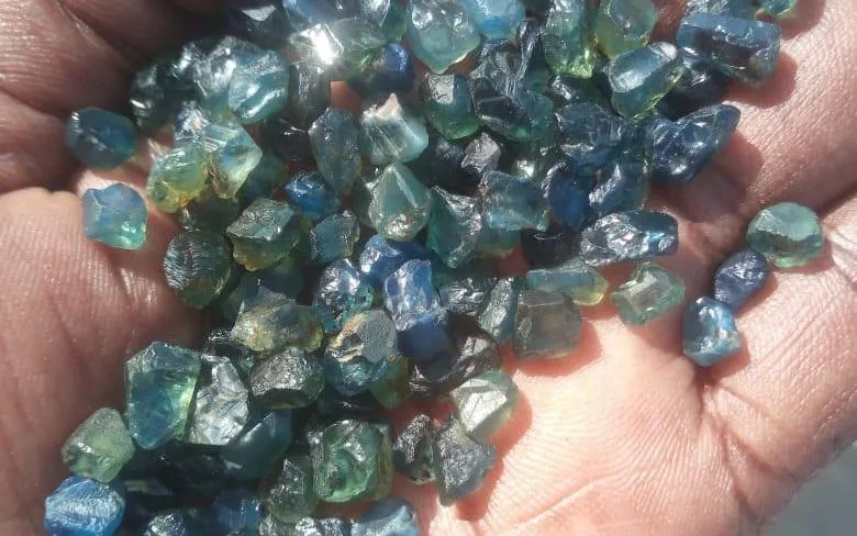 Sapphire precious Stones for export and sale