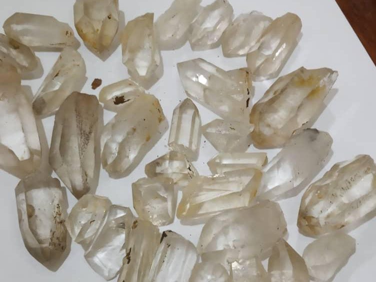 Quartz precious stones for export and sale